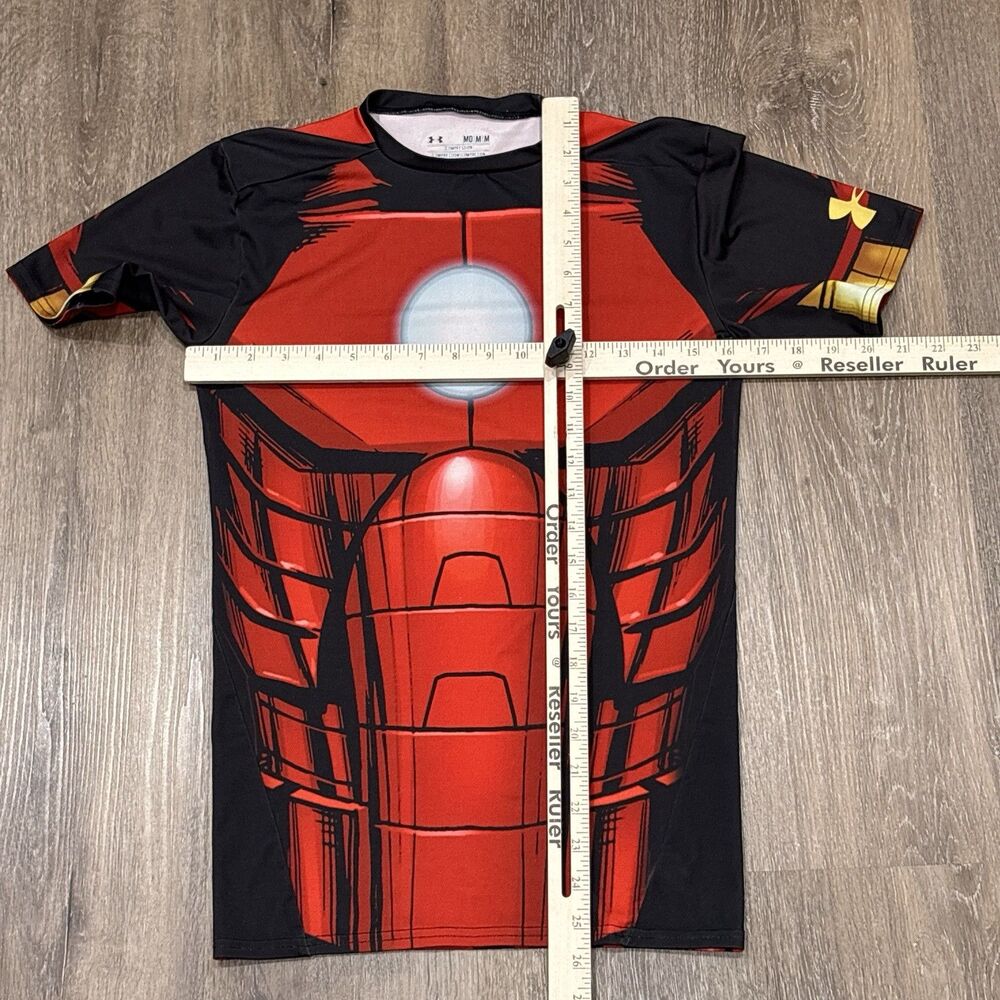 Under Armour Red and Black Graphic Short Sleeve Compression Shirt - Picture 3 of 11